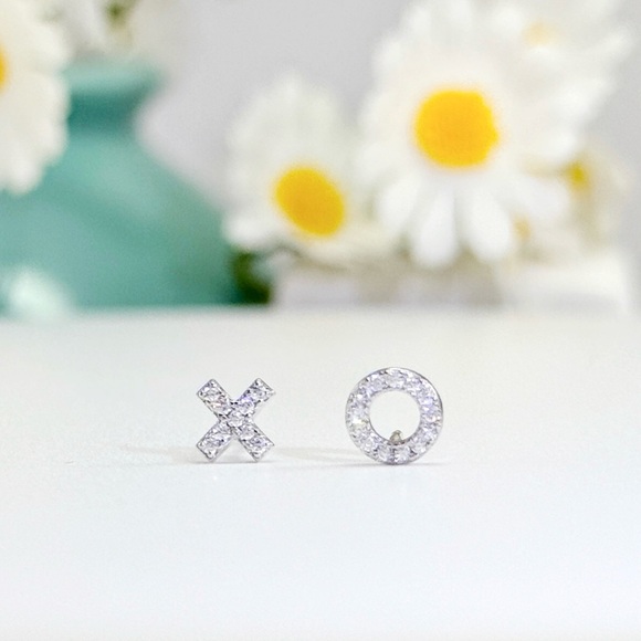 Letter X&O Asymmetry Studs Earrings w/CZ-ECZ016 - Picture 3 of 16